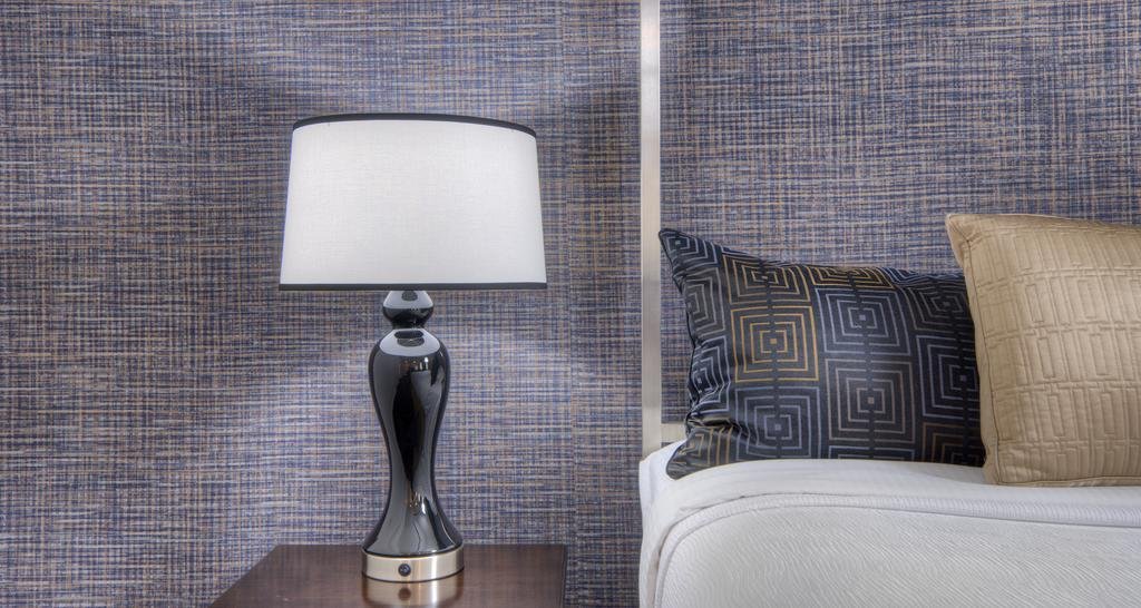 Фото Best Western Plus Palm Court Hotel