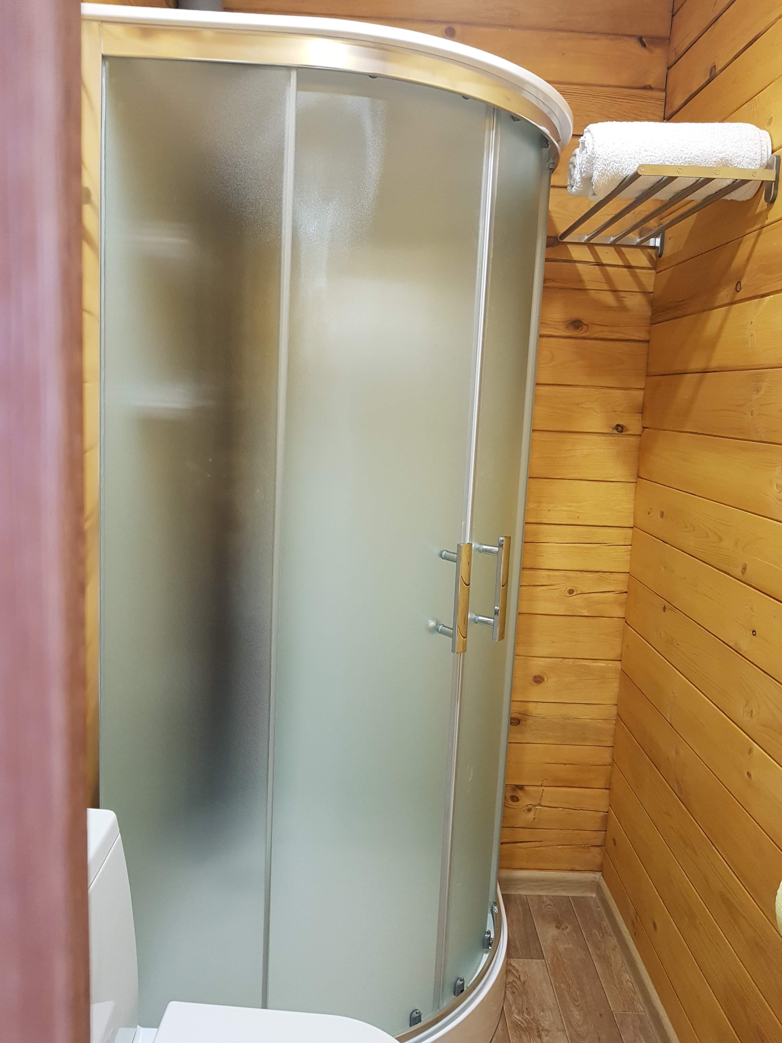 Фото Кречет