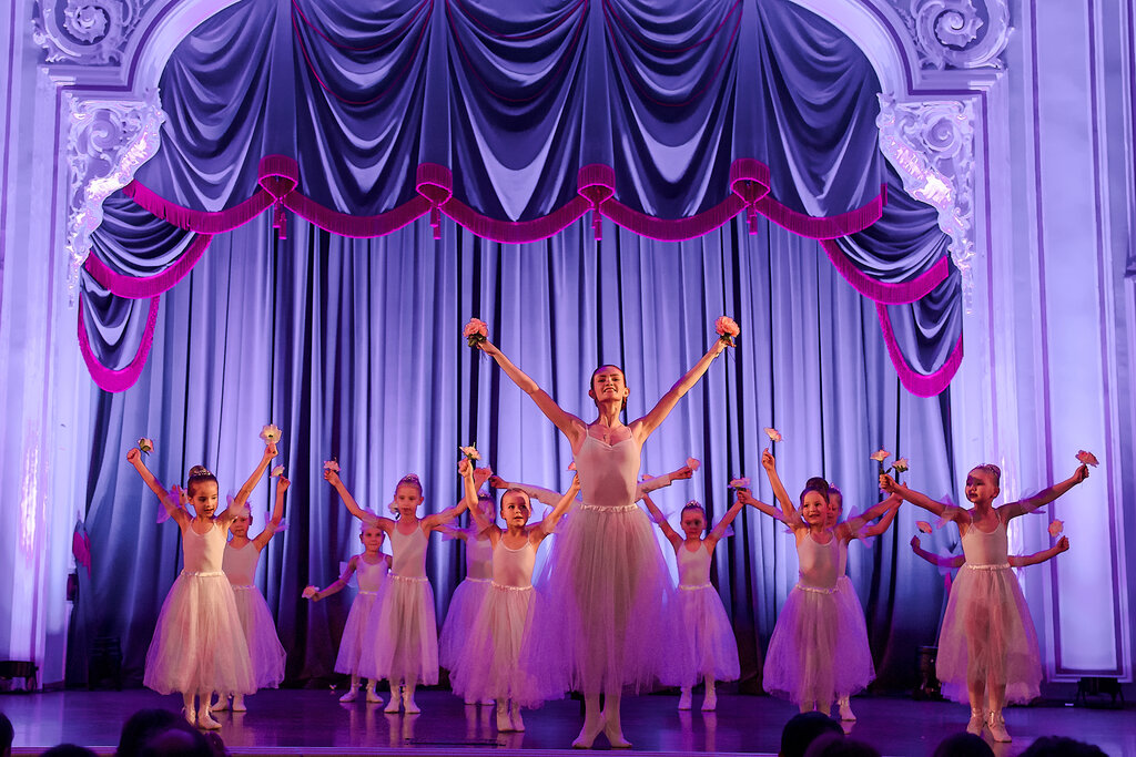 مدرسة لتعليم الرقص Plastilinstars ballet studio ، سان بطرسبرغ، صورة