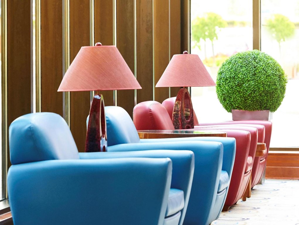 Фото Delta Hotels Toronto Mississauga