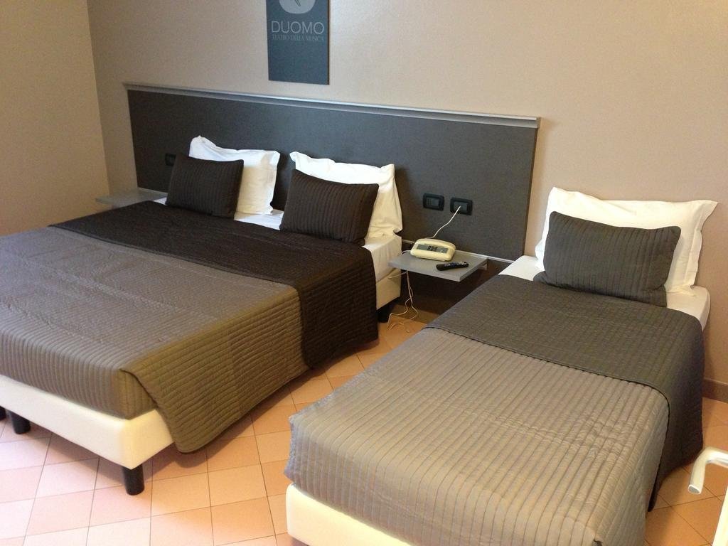 Фото Hotel Duomo Cremona
