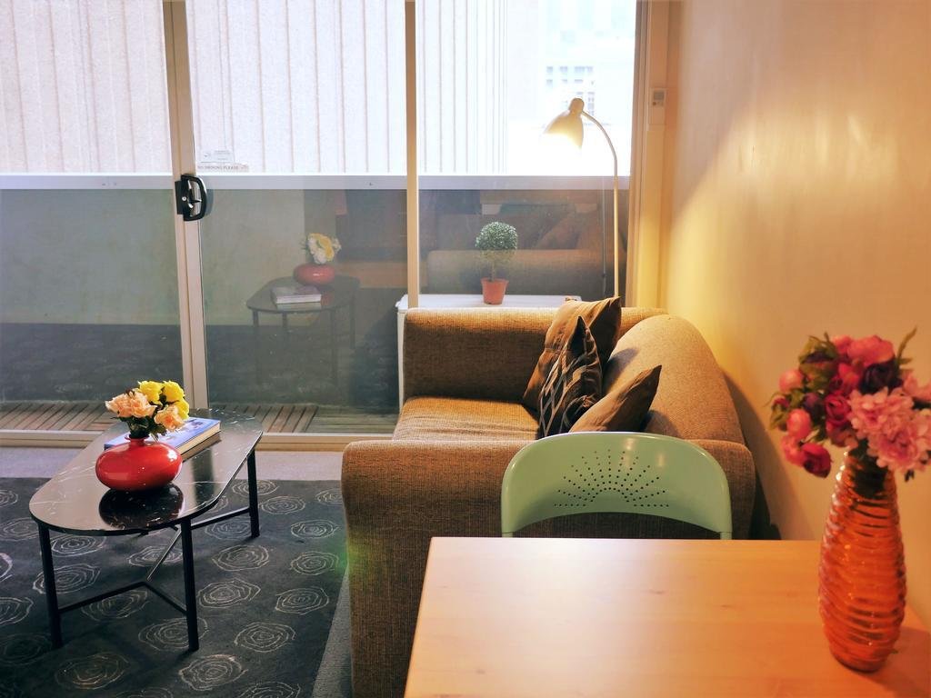 Фото Anchor on Collins Classic