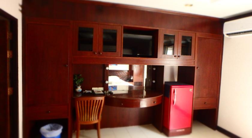 Фото Karon Cafe Inn