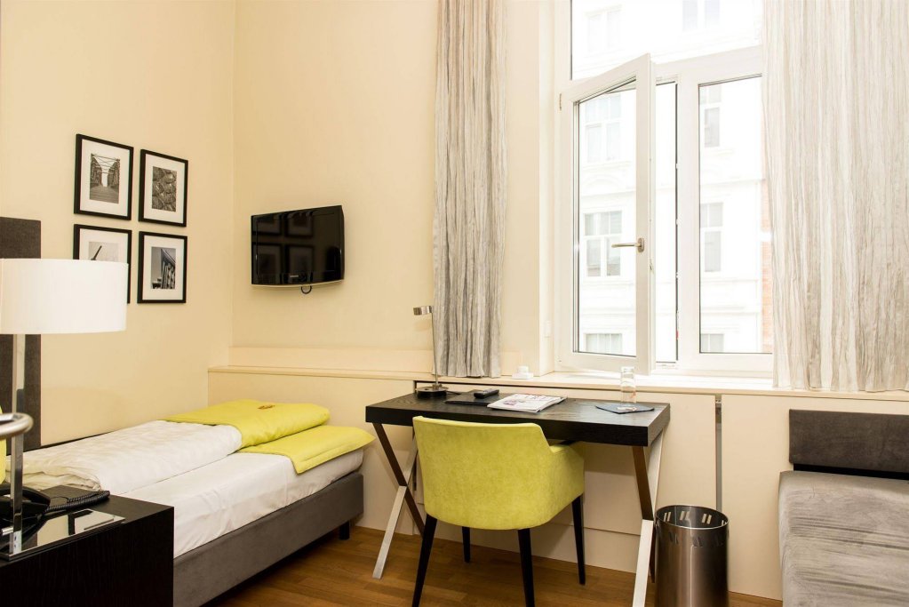 Фото Hotel Hamburger Hof