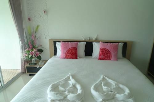 Фото Phet Cha-am Plaza & Resort
