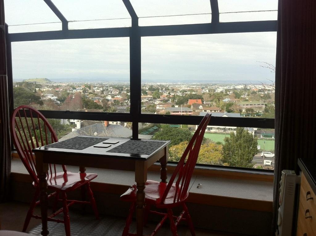 Фото Mount Hobson Apartments