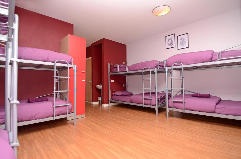 Фото a&o Edinburgh City