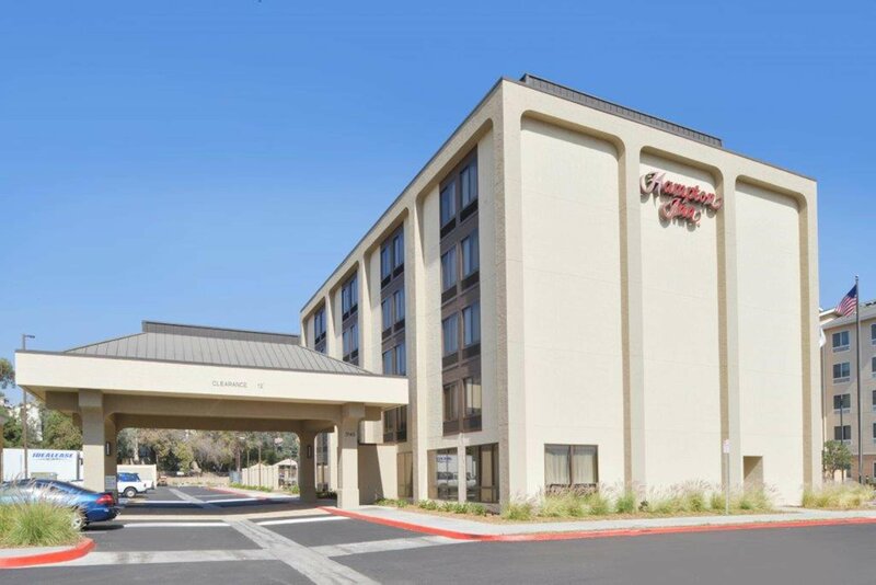 Гостиница Hampton Inn Los AngelesWest Covina в Вест Ковине