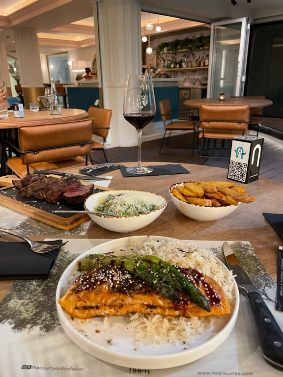 Фото Отель Napa Suites