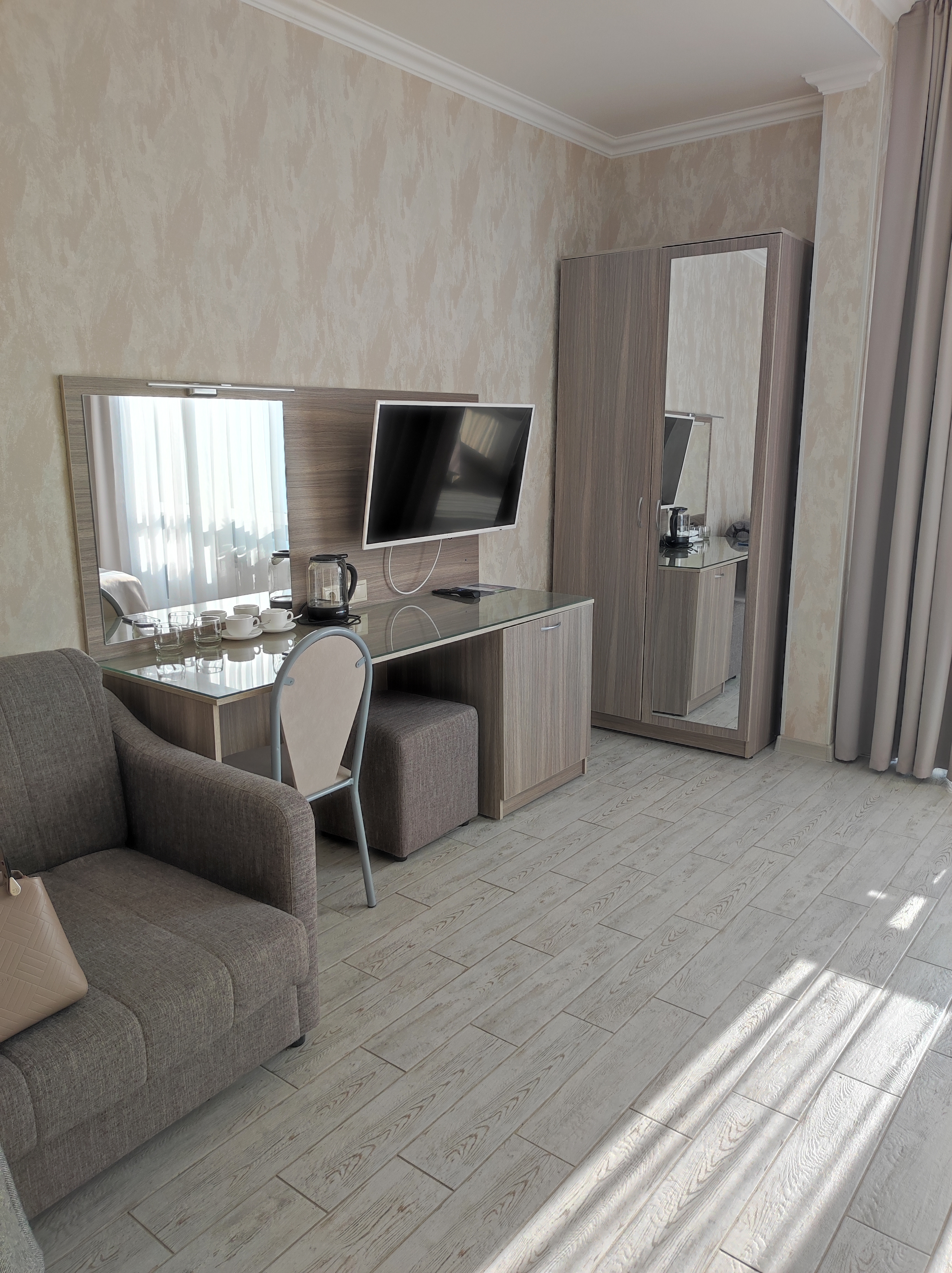 Фото Атлант на Нижнеимеретинской