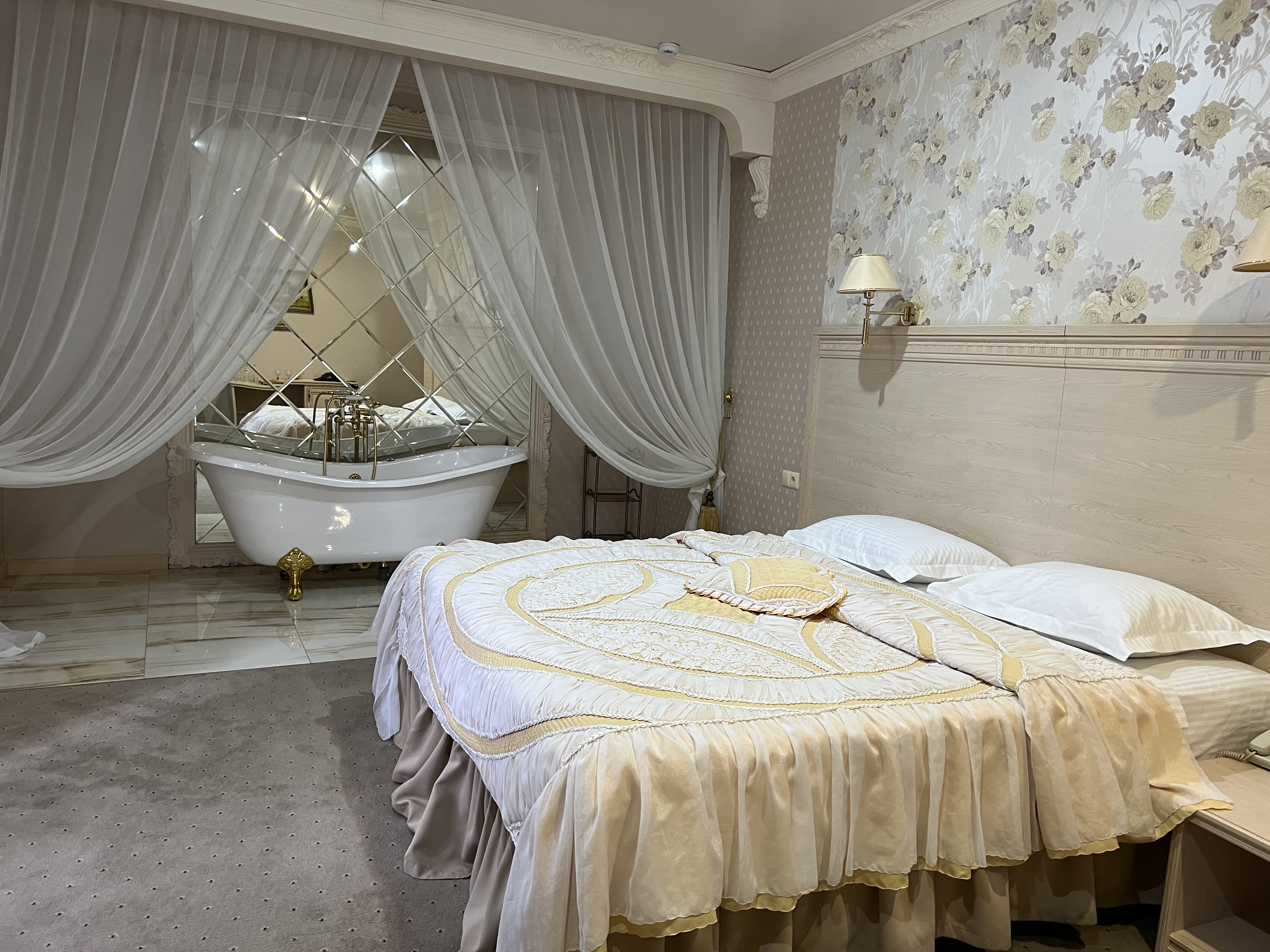 Фото Grand Hotel