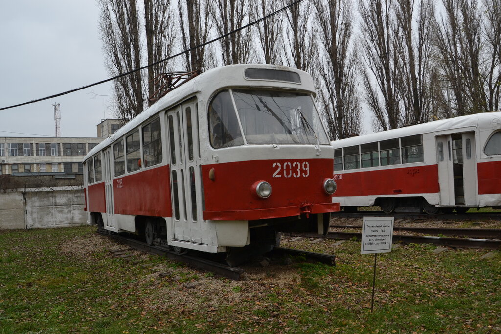 Monument to technology Вагон трамвая Tatra T4D образца 1975 года, Lipetsk, photo