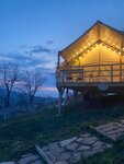 Gora Glamping (Besqaınar aýyly, Qonaev kóshesi, 1/1), tourist camp
