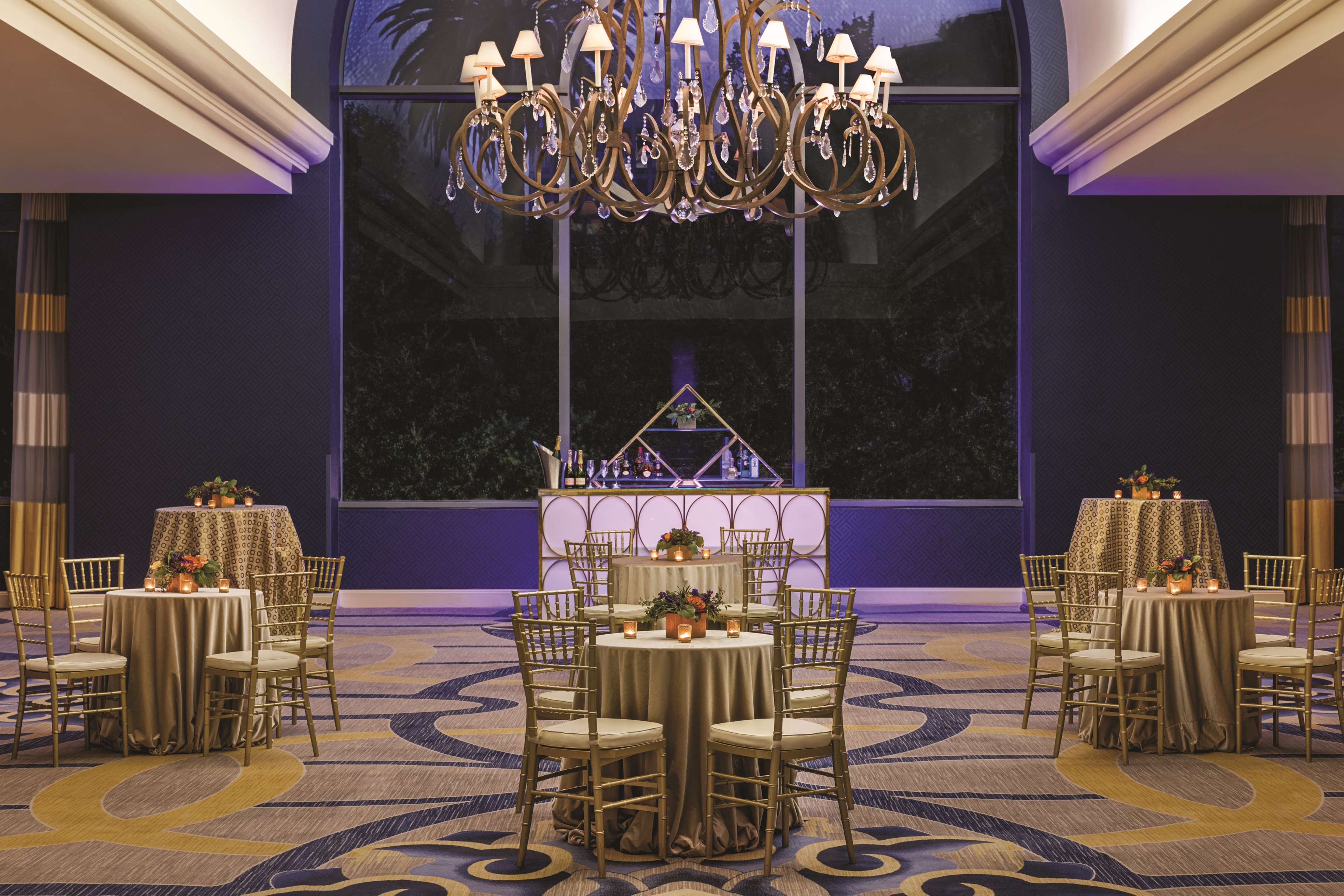 Фото Signia by Hilton San Jose