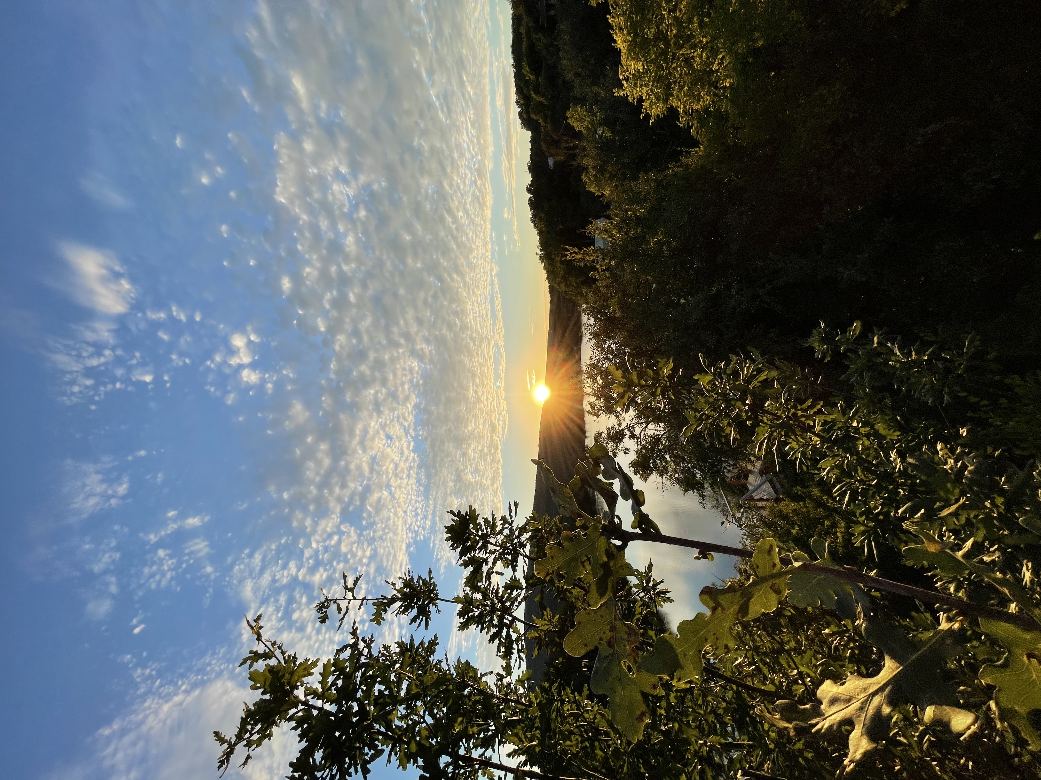 Фото Солнечное озеро