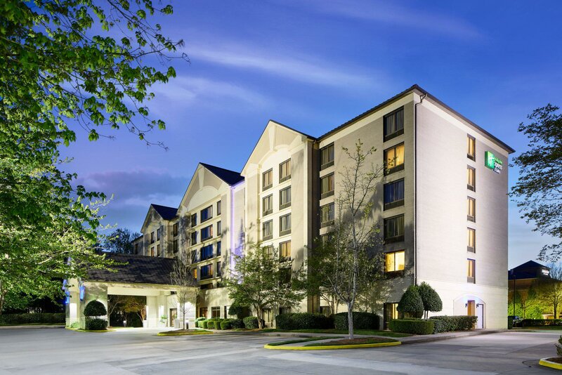 Гостиница Holiday Inn Express & Suites Alpharetta - Windward Parkway, an Ihg Hotel