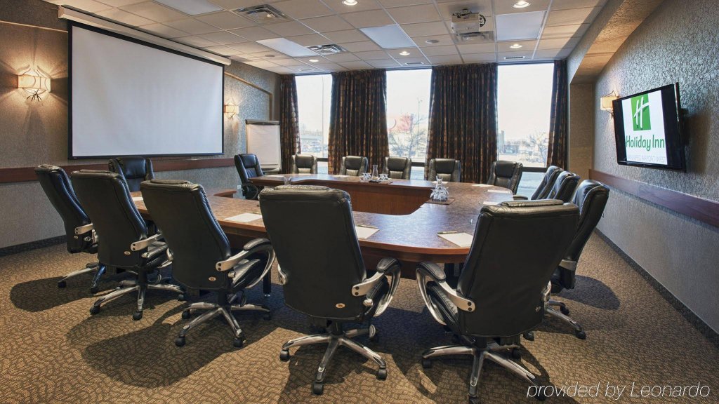 Фото Holiday Inn Winnipeg - Airport West