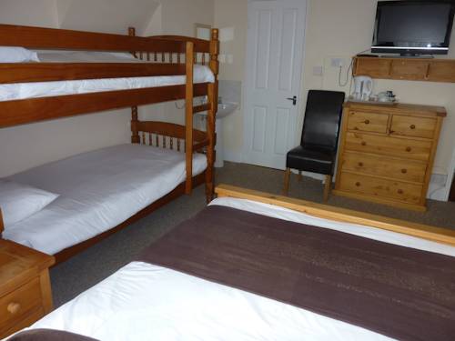 Фото Willows Guest House