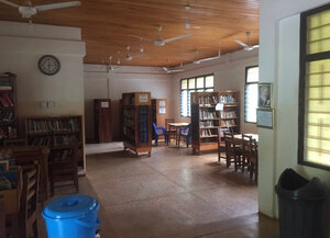 Archbishop Thomas Mensah Library (Ashanti, Kwadaso Municipal District, Kwadaso Estate), library