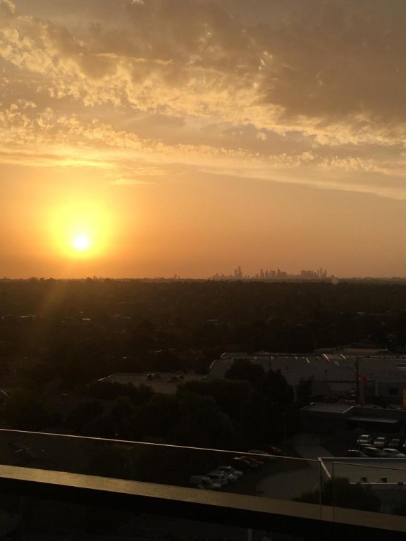 Фото Australian Home Away @ Doncaster Grange Park