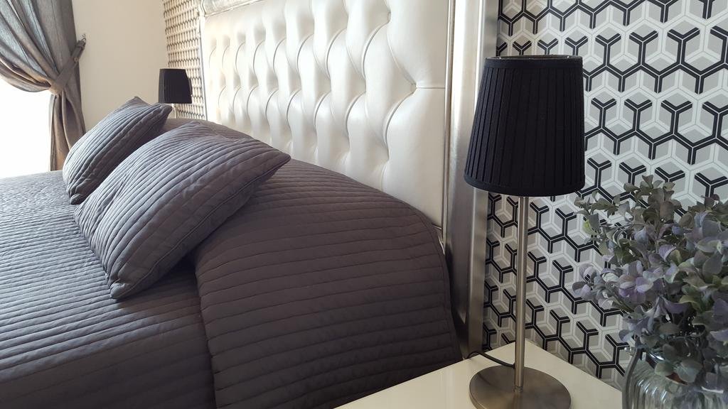 Фото Small Luxury