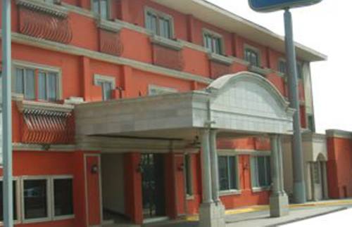 Фото Hotel El Camino Inn & Suites