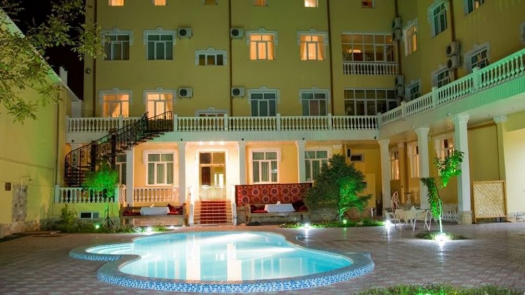 Фото отеля 2