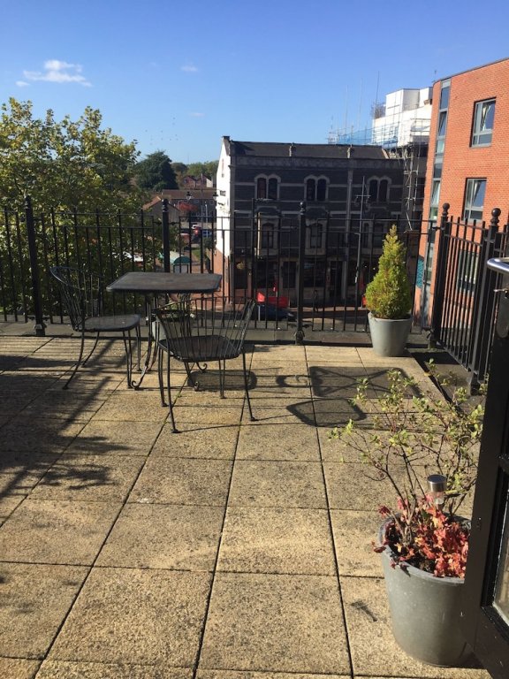 Фото Jolyon's Boutique Hotel