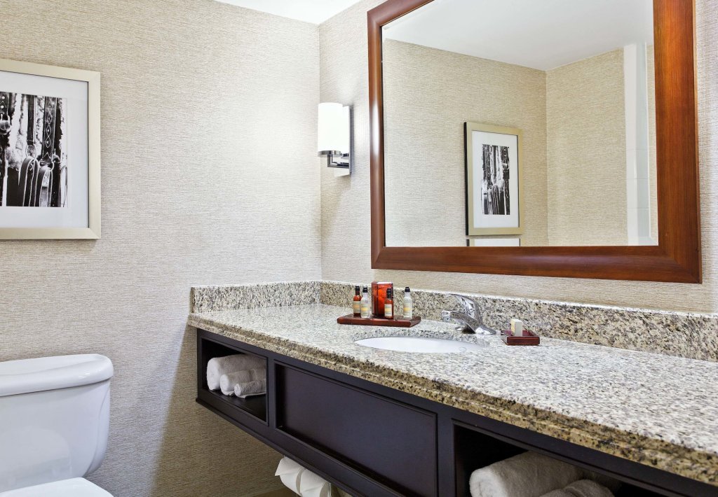 Фото Louisville Marriott Downtown