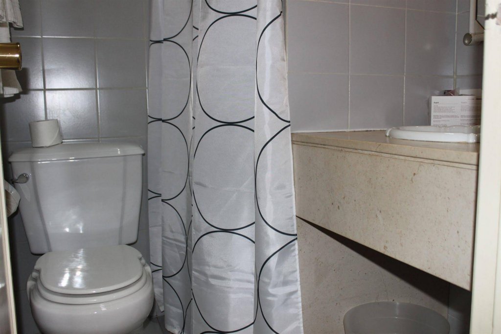 Фото Ever Lisboa City Centre Hotel