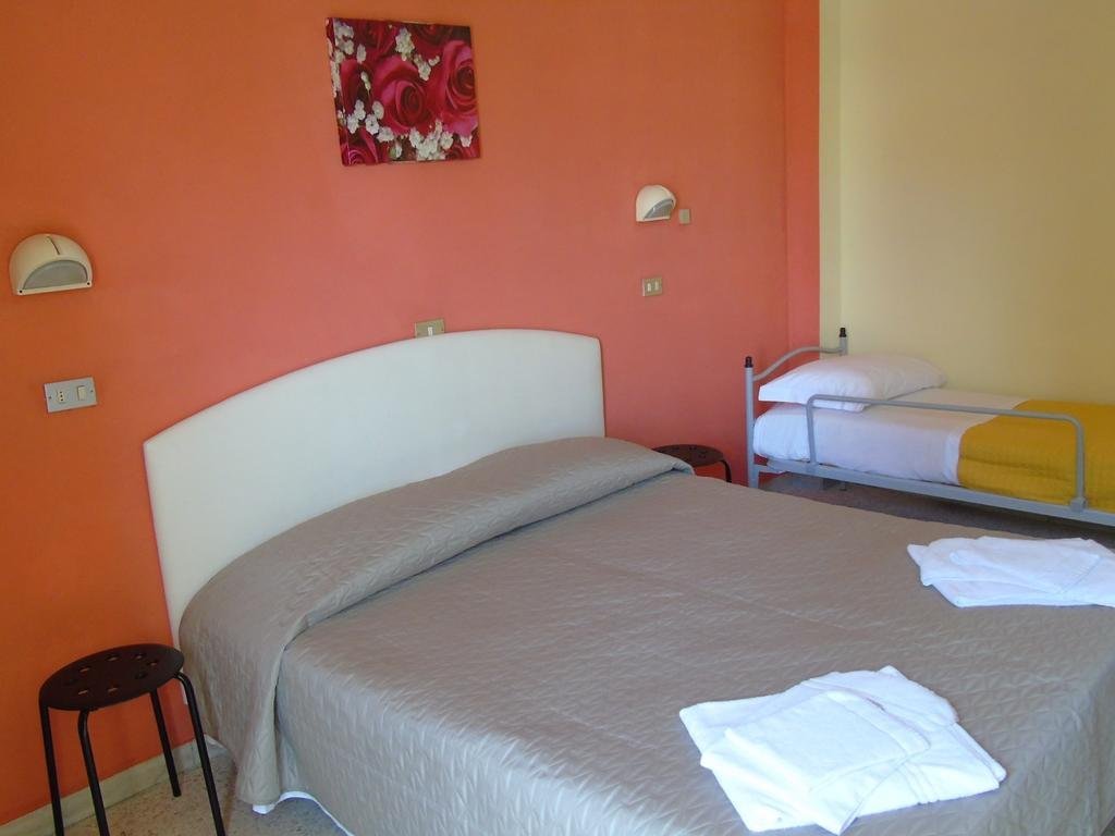 Фото Hotel Morri's