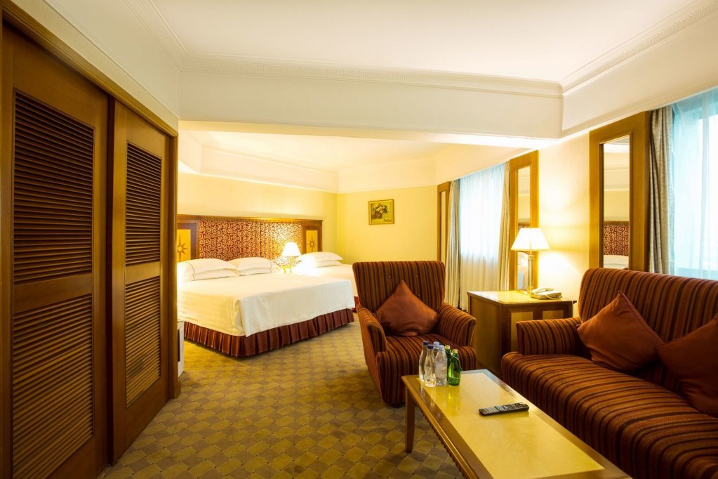 Фото Harbin Fortune Days Hotel