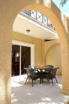 Фото Yioula Villa