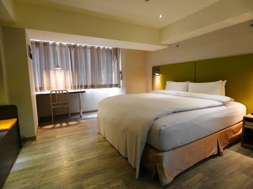 Фото отеля 1