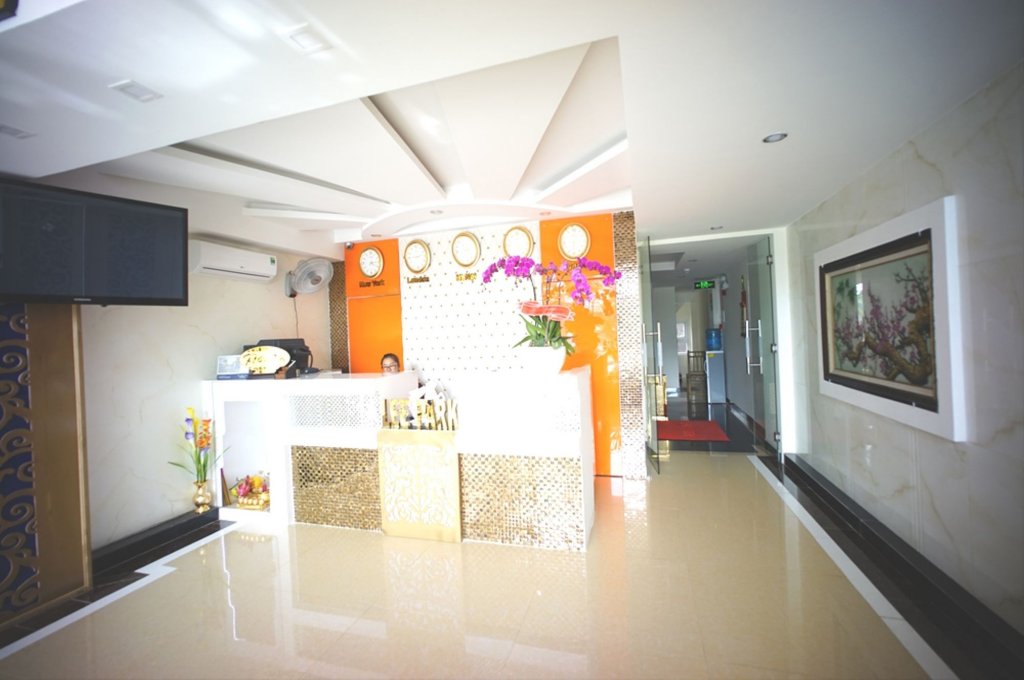 Фото Lee Park Hotel