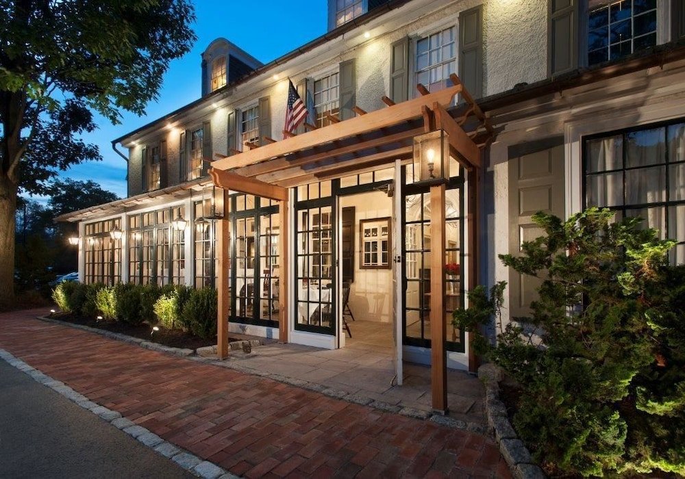 Фото General Warren