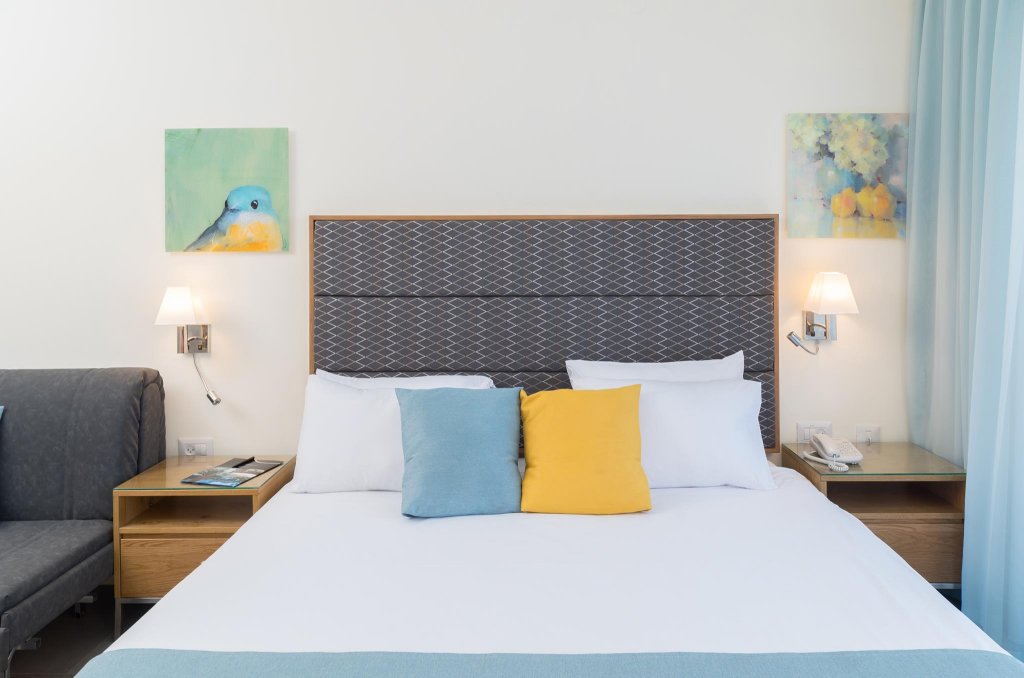 Фото Americana Hotel