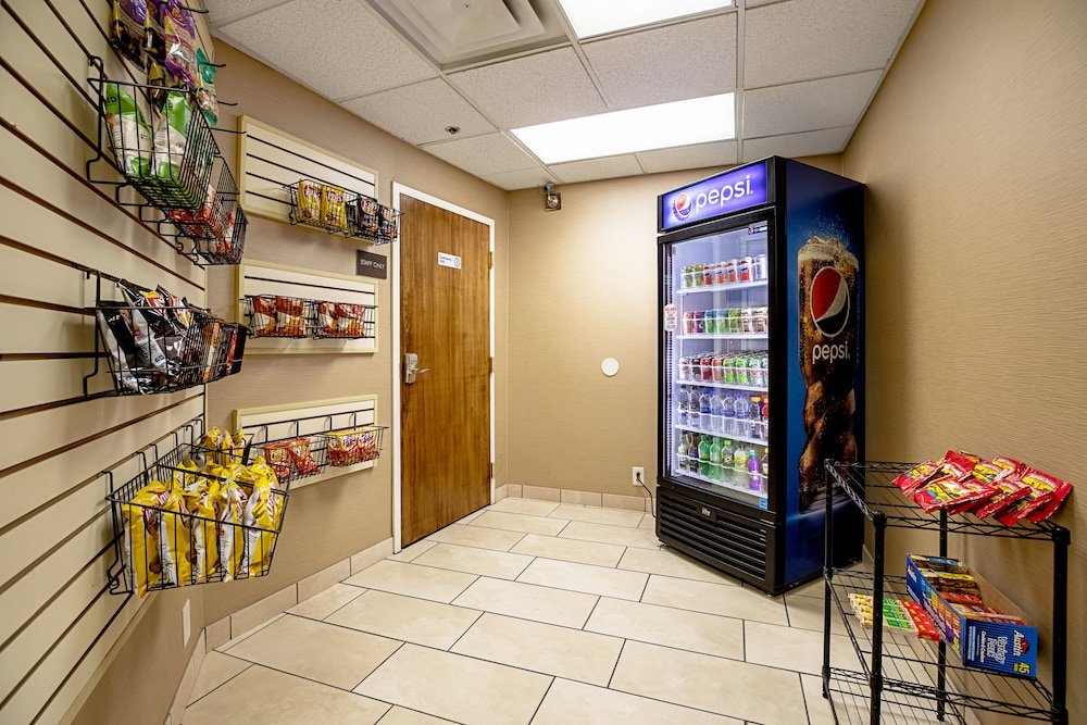 Фото Comfort Inn Indianapolis North - Carmel