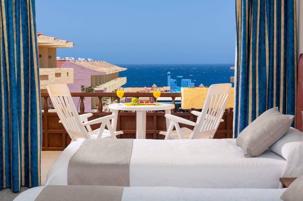 Фото Marino Hotel Tenerife