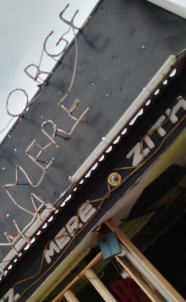 Bar, pub Chez mere zitha, Brazzaville, photo