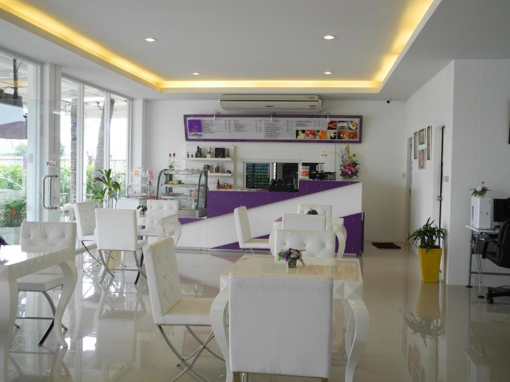 Фото Phet Cha-am Plaza & Resort