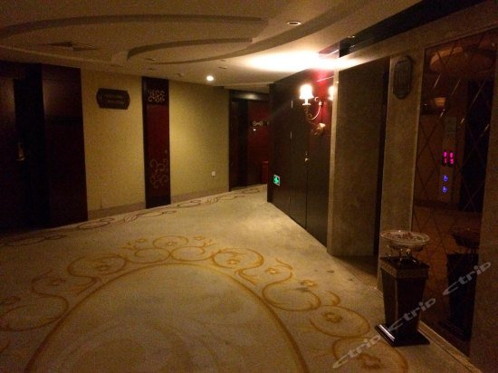 Фото Minbei Hotel