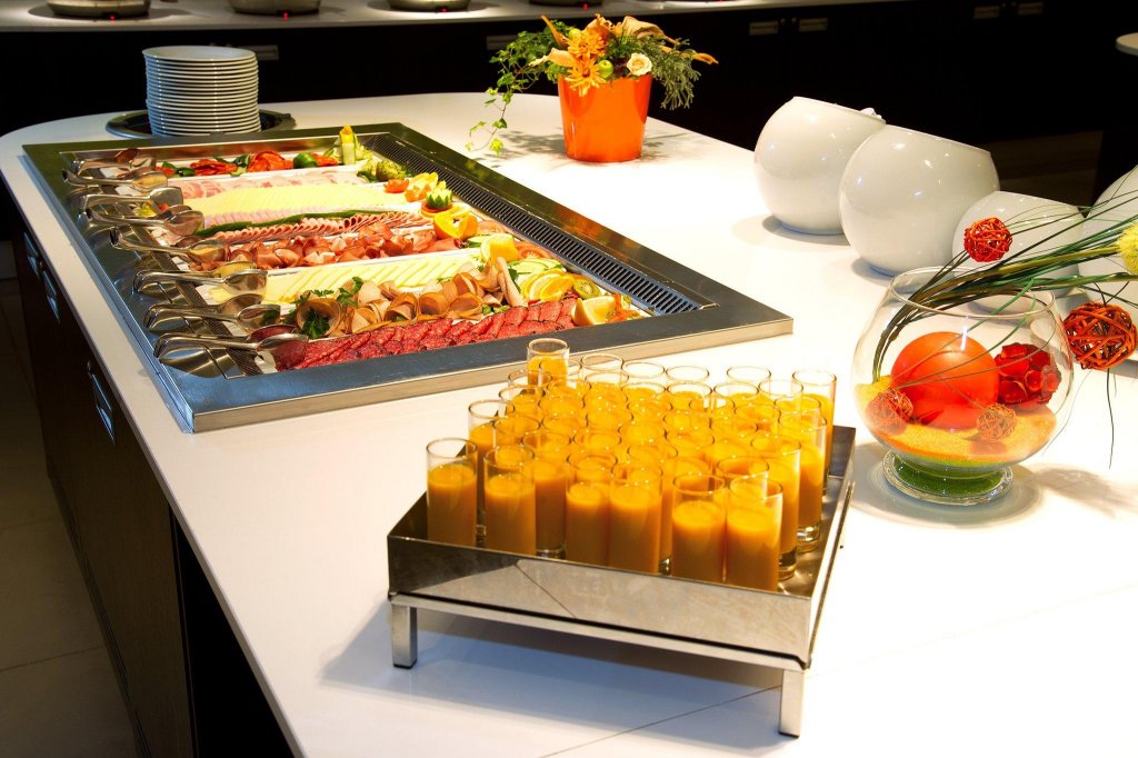 Фото Thon Hotel Brussels City Centre