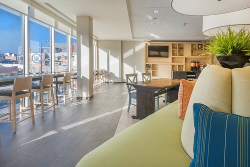 Гостиница Home2 Suites by Hilton Kansas City Downtown в Канзас-Сити