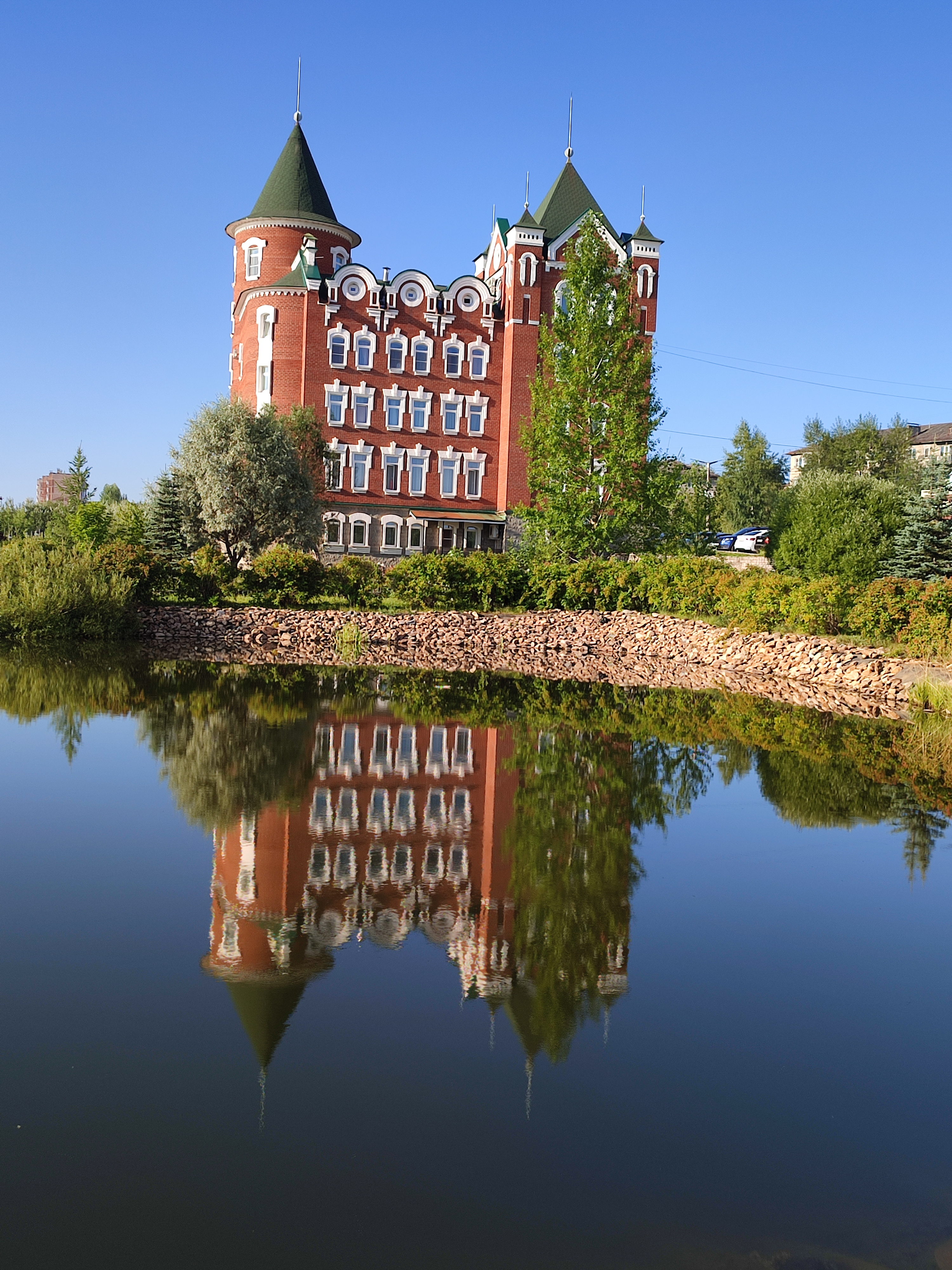 Фото отеля 1