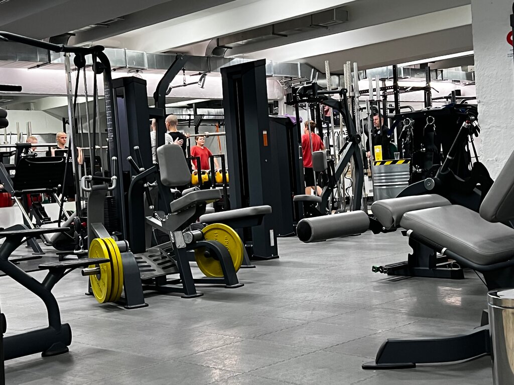 مركز تدريبات رياضية Heavy Duty ، موسكو، صورة