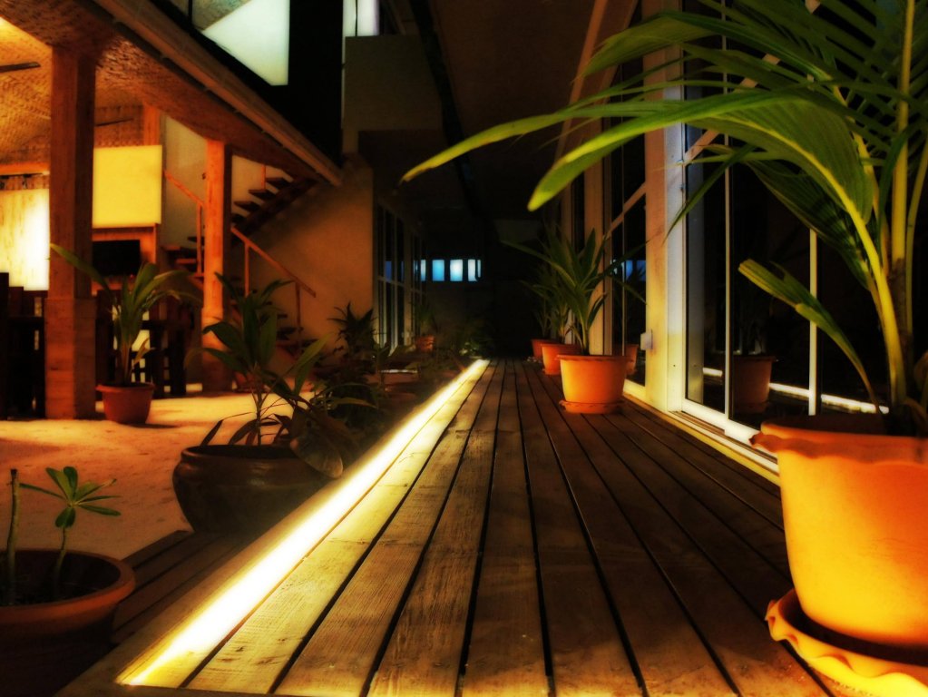 Фото Narnia Maldives Hotel at Maafushi