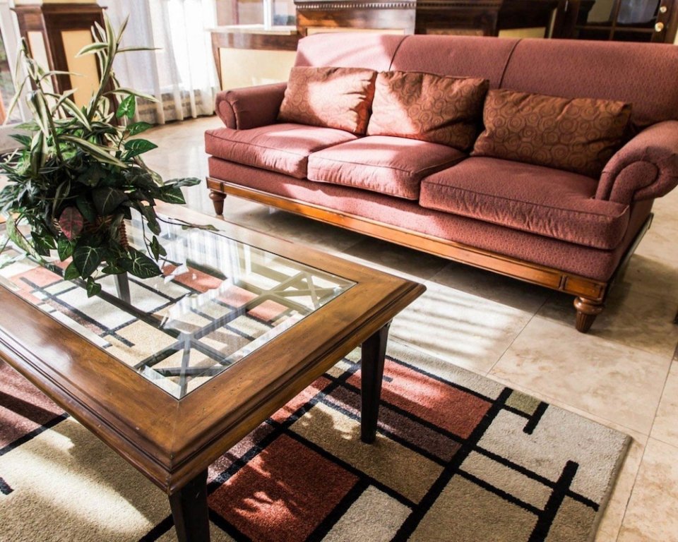 Фото Econo Lodge Inn & Suites Near Florida Mall