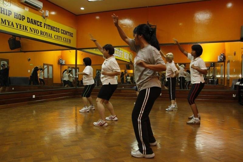 Фото Mya Yeik Nyo Royal Hotel Yangon