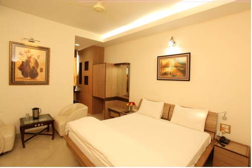 Фото Treebo Shanta Inn